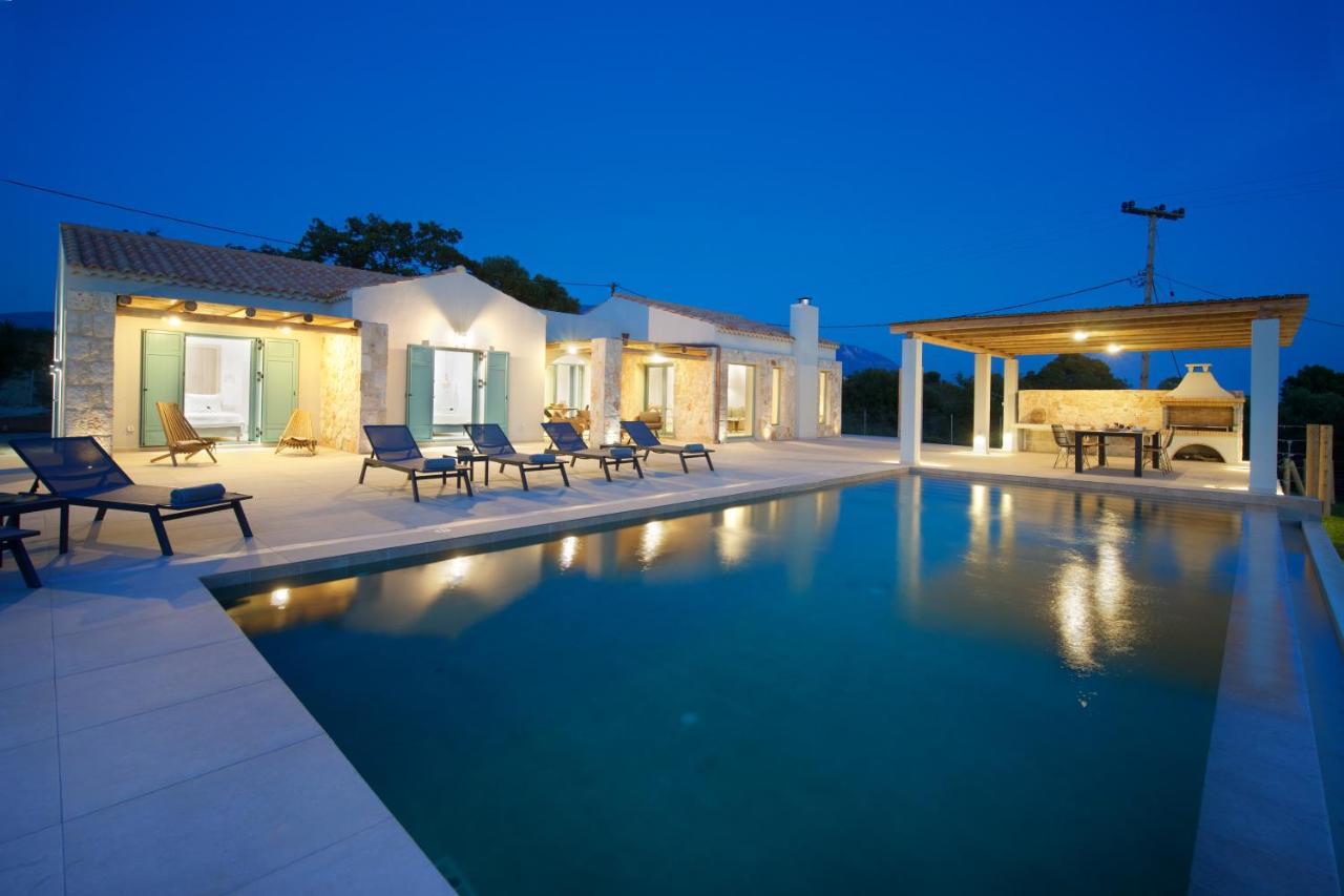 Exclusive Sea View Villa Madelaine Spartia  Luaran gambar