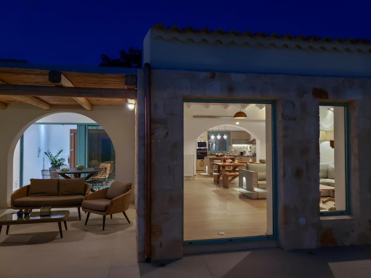 Exclusive Sea View Villa Madelaine Spartia  Luaran gambar